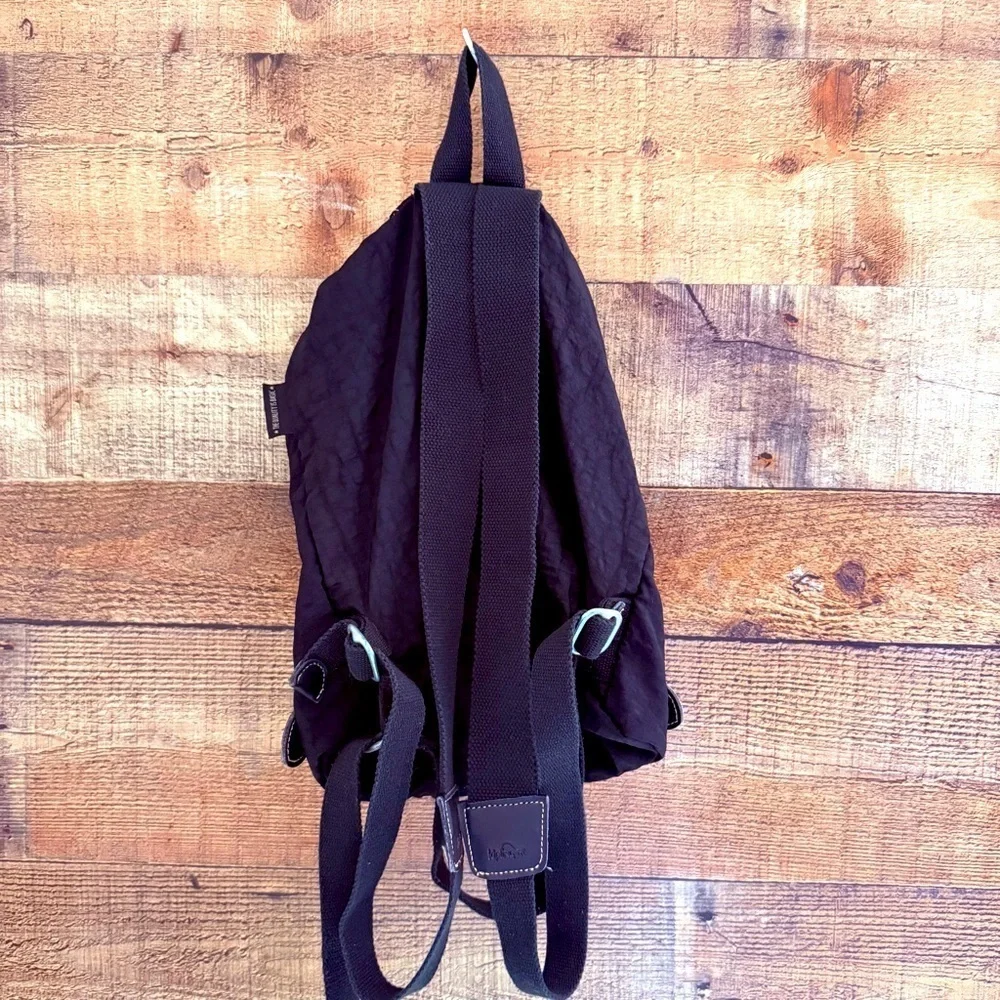 Vintage 90’s Y2K Kipling Collection Unisex Black Backpack